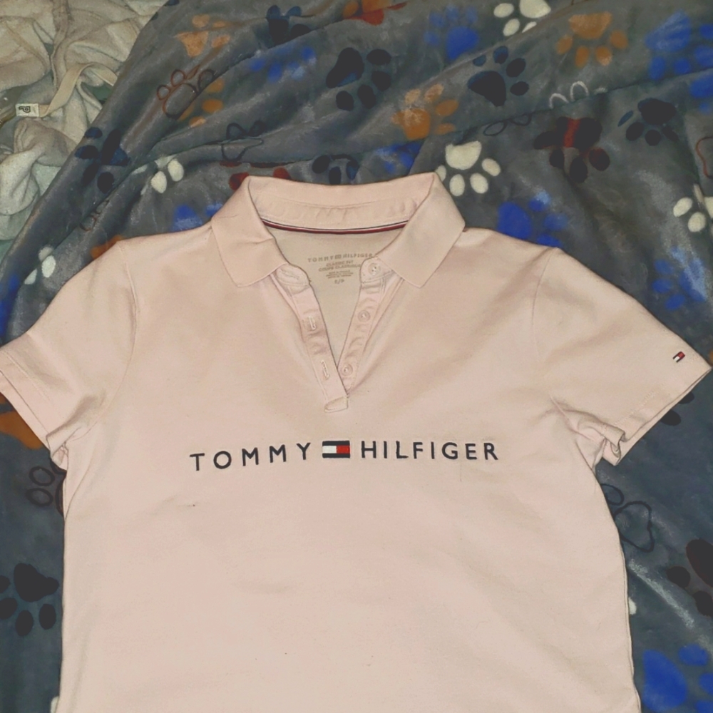 Tommy Hilfiger shirt woman's size small
